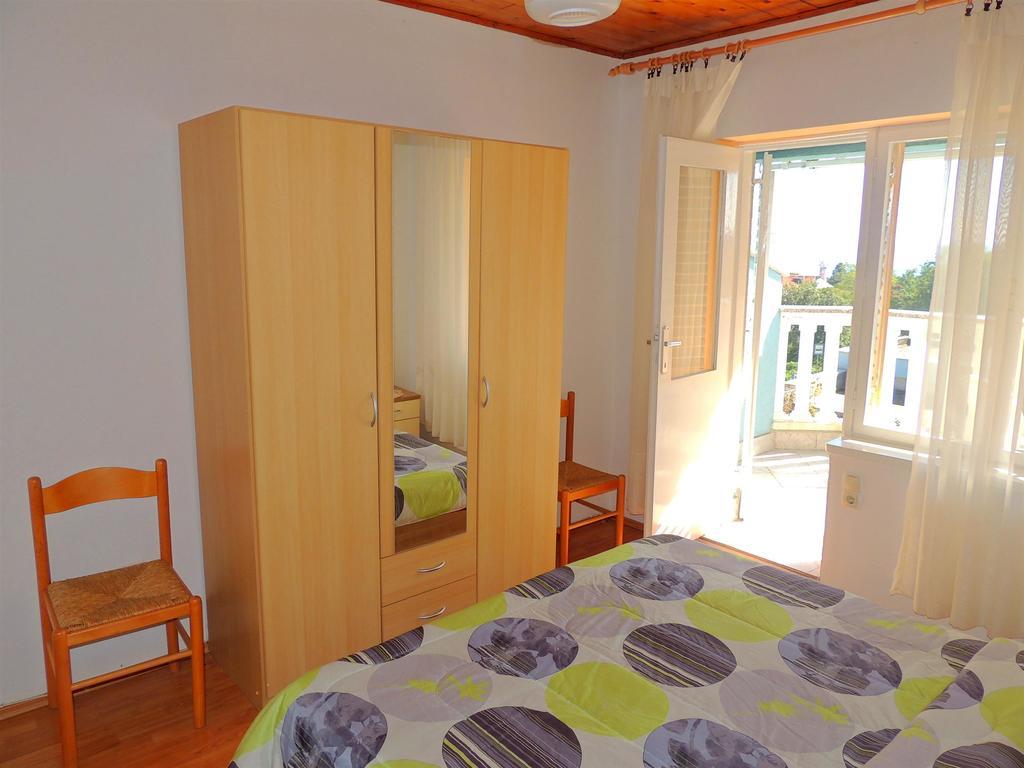 Apartments Zlatko Krk Town Eksteriør bilde